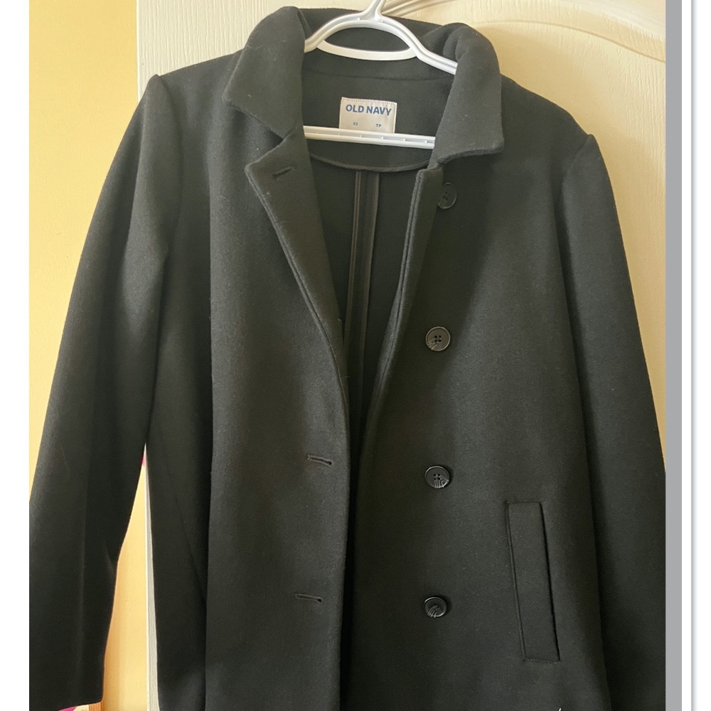 Brand New Never Used size 4 jacket Old Navy, black